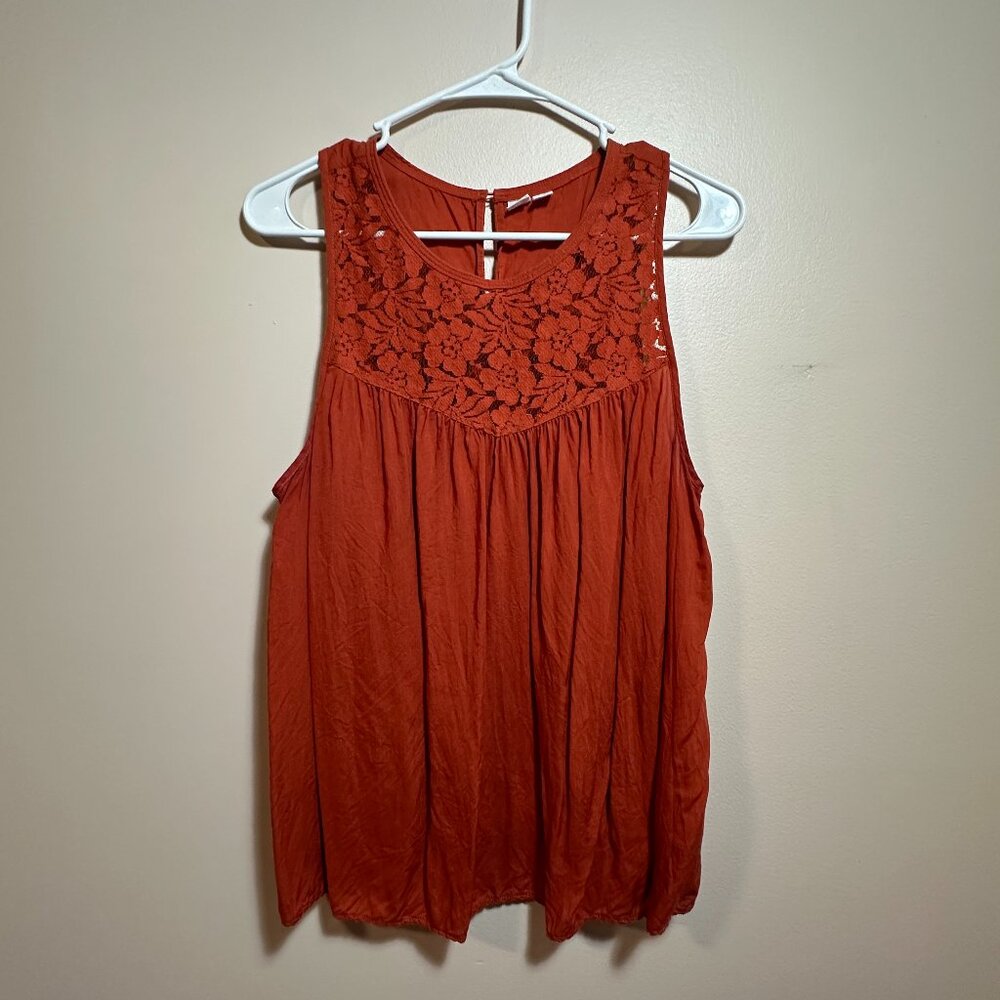 Melrose and Market sleeveless top with lace size L